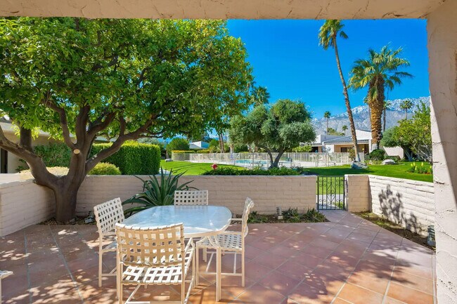 Foto del edificio - 2604 N Whitewater Club Dr