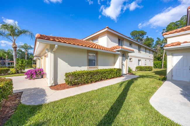 Building Photo - 640 Luisa Ln