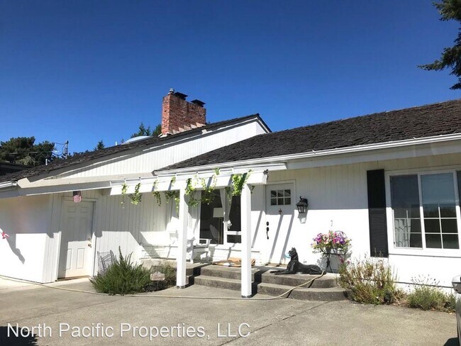 Foto del edificio - 3 br, 1.5 bath House - 820 84th Ave NE
