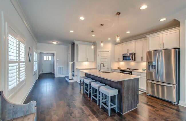 Foto del edificio - 2317 23rd Ave N