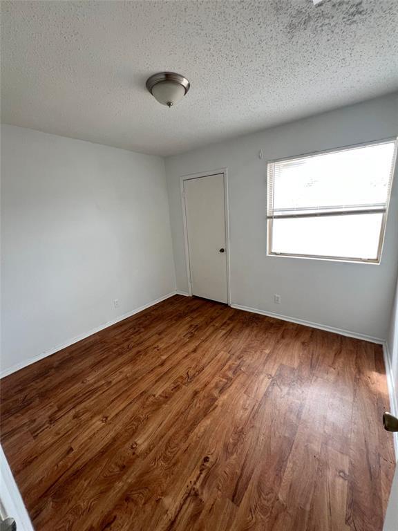 Foto del edificio - 2307 Rachael Ct