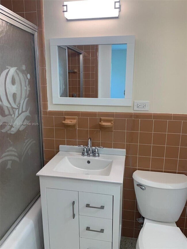 Foto del edificio - 8245 SW 100th St