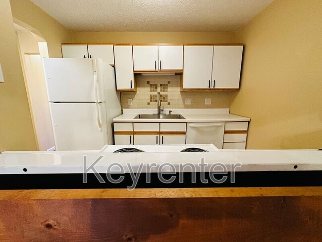 Building Photo - 2705 Sood Rd