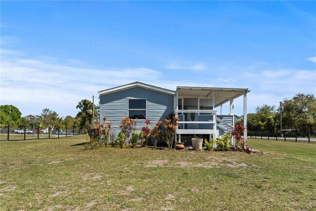 Building Photo - 9165 Atlas Dr