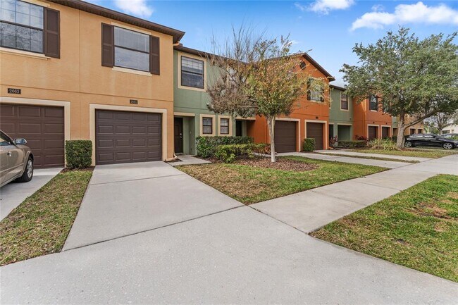 Foto del edificio - 2661 Oleander Lakes Dr