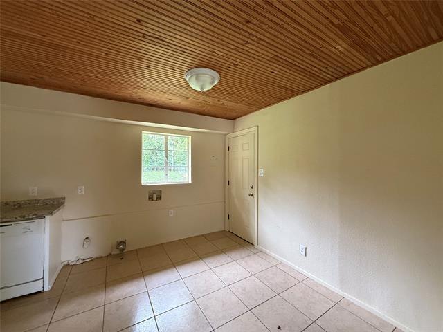 Building Photo - 4748 S Ridge Terrace