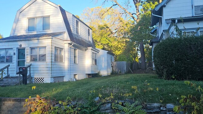 Foto del edificio - 963 Perry St