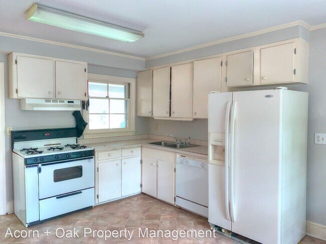 Building Photo - 4 br, 1 bath House - 806 Old Mill Road  Un...