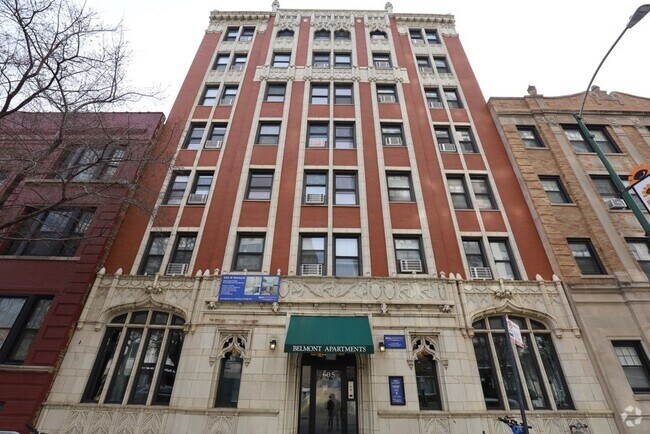 Building Photo - 508 W Belmont