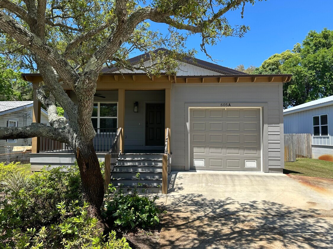 Foto principal - 605 3rd St