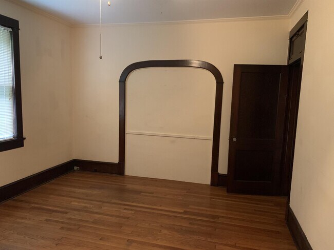 Foto del edificio - 313 S Brundidge St