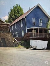 Building Photo - 106 Rogers Ave