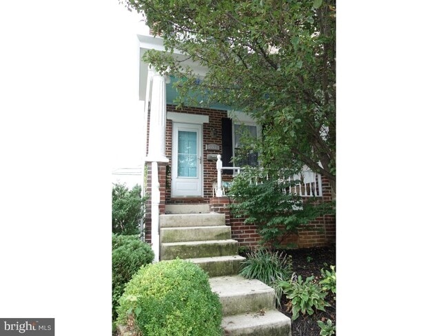 Building Photo - 3153 Tilden Dr