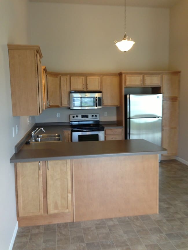 The Pines Townhomes Kitchen - The Pines Townhomes