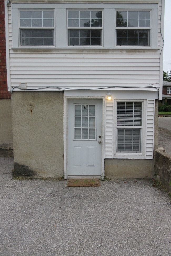 Foto del edificio - 1504 Rosemary Ln