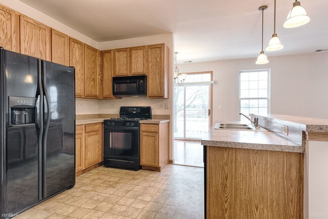 Building Photo - 2 br, 1 bath House - 605 Springbrook Trl N