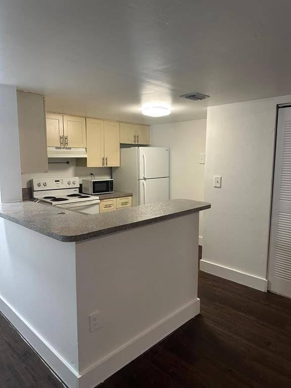 Foto del edificio - 9777 Nob Hill Ct