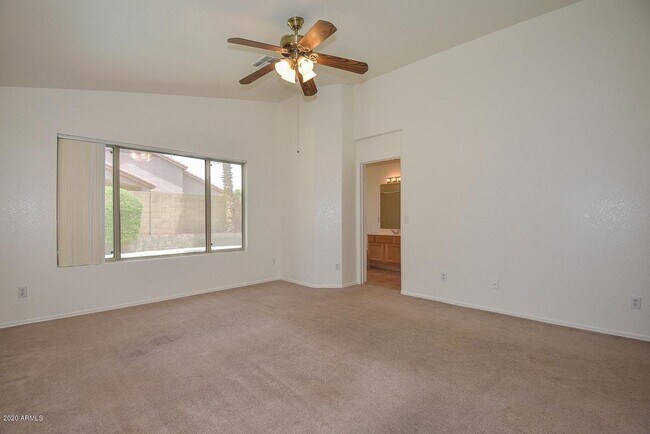 Building Photo - 7472 W Potter Dr