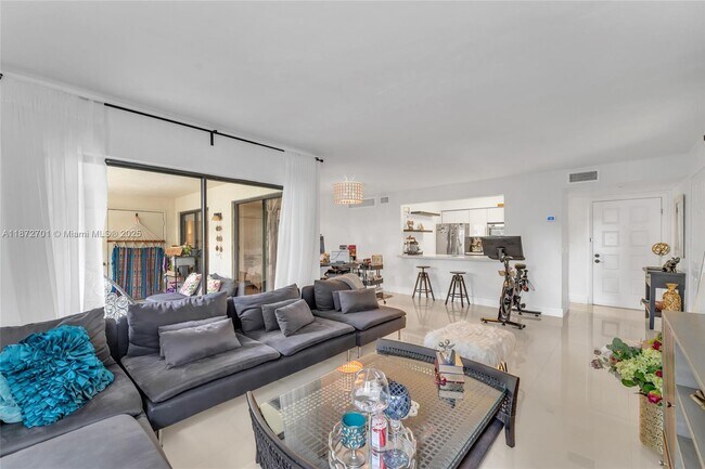 Foto del edificio - 20170 NE 3rd Ct