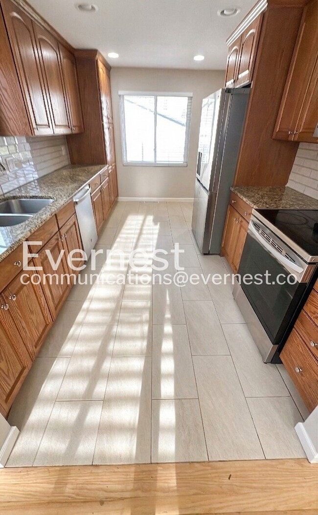 Foto del edificio - 4185 S Inca St