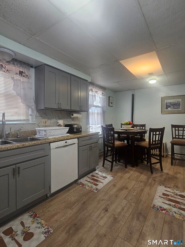 Foto del edificio - 53-55 Laurel St