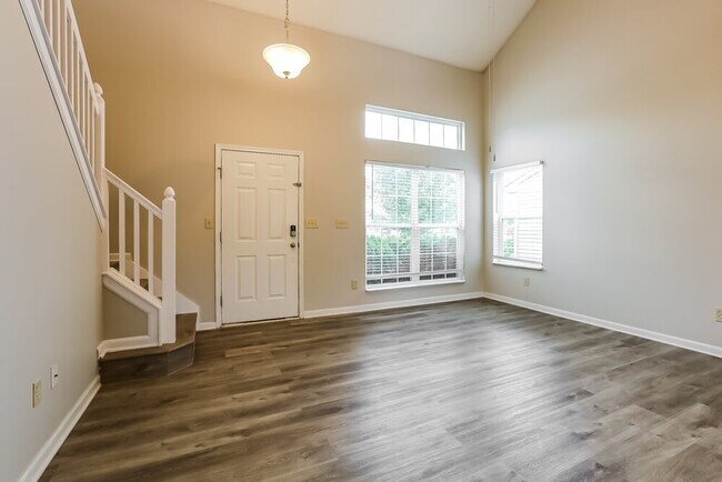 Building Photo - 8516 Sansa St
