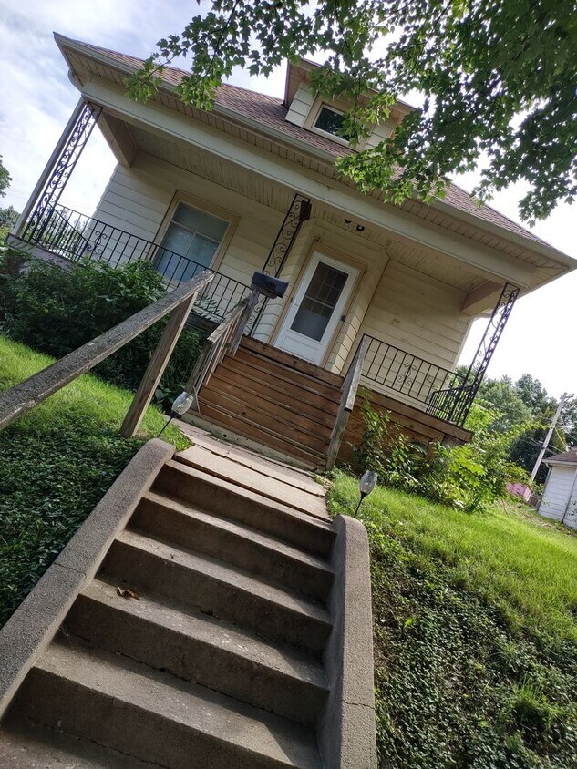 Primary Photo - Charming 2 Bed 1 Bath Home In Benson.