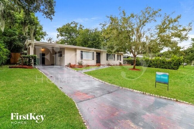 Building Photo - 6604 Orangewood Terrace