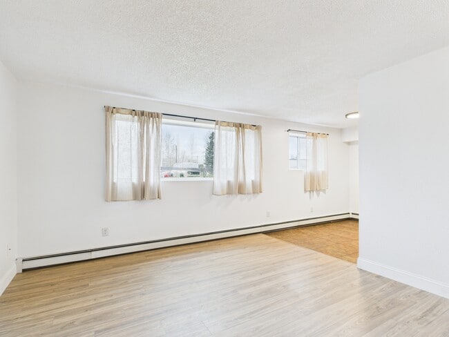 Building Photo - 83 Slater Dr