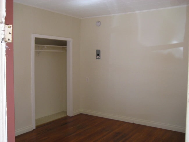 Building Photo - 2151 Ivar Ave