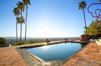 Building Photo - 5400 E Valle Vista Rd