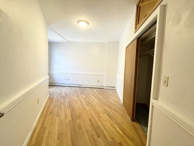Building Photo - 259 North St