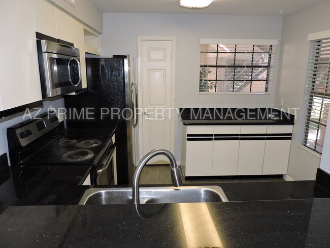 Foto del edificio - 2333 E Southern Ave