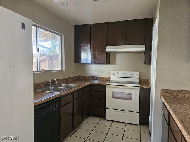 Building Photo - 6226 Don Gaspar Ave