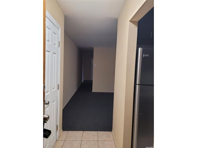 Building Photo - 7B Hemlock Dr