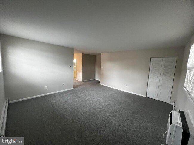 Building Photo - 50 N Fellowship Rd