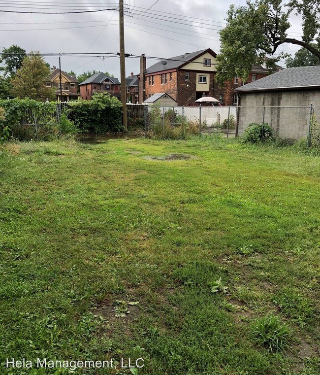 Building Photo - 3 br, 1.5 bath House - 721 Hazelwood St.