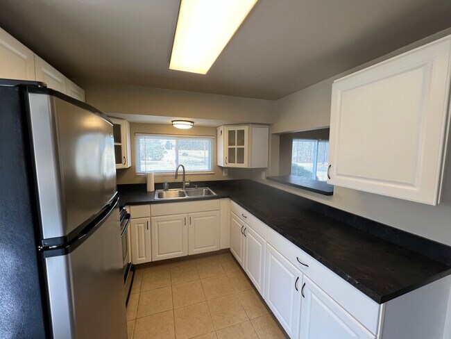 cocina - 404 Schucks Rd