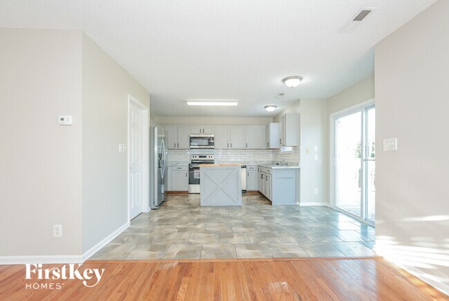 Building Photo - 1265 Silverstone Ct
