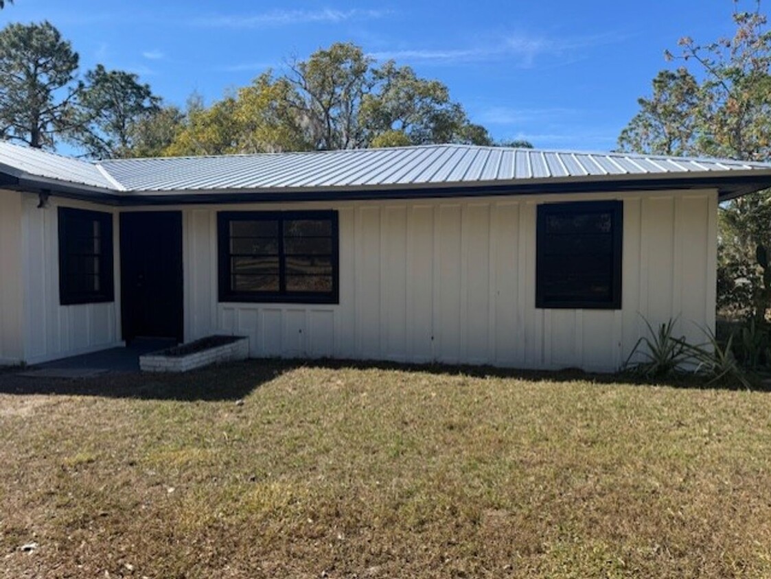 Primary Photo - Newly renovated 4 bedroom, 2 bath block home