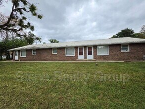 Building Photo - 3774 E Park Ave