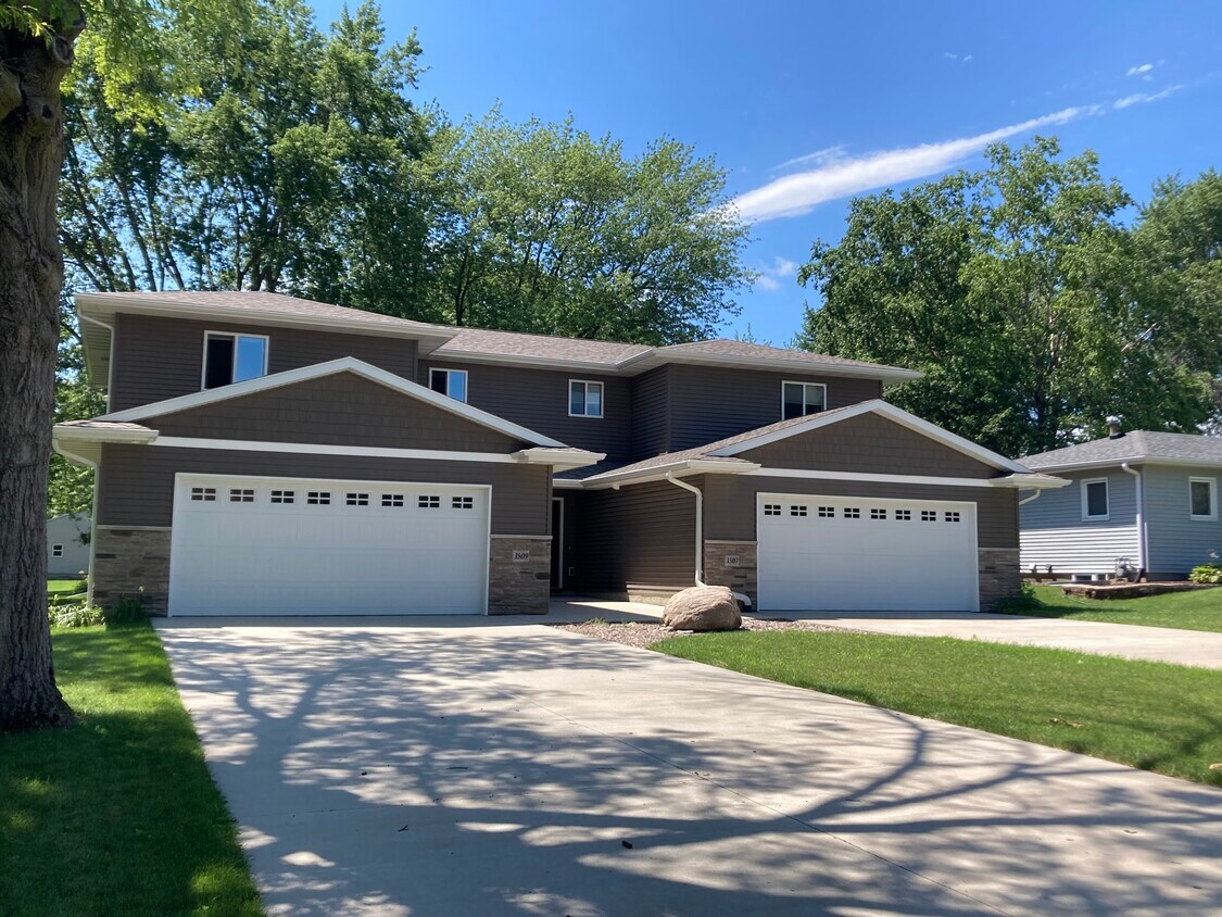 Primary Photo - 3507 Veralta Dr