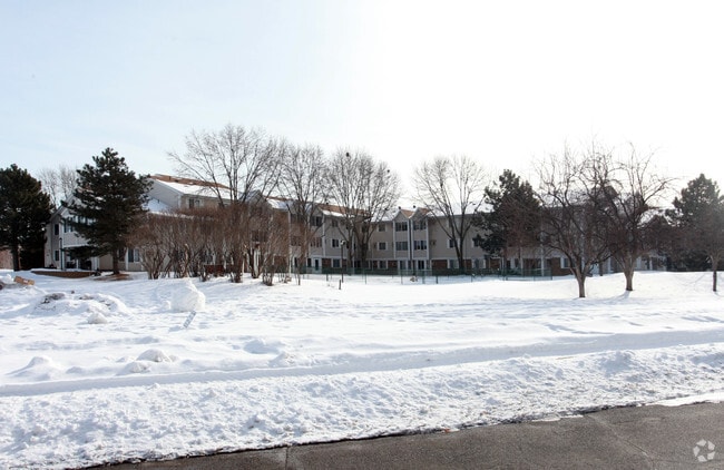 Building Photo - Lee Square