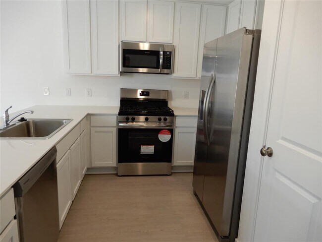 Building Photo - 21342 Offida Ln