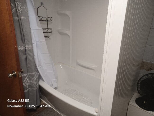 Building Photo - 794 Whitling Rd