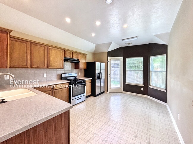 Foto del edificio - 19010 Field Cottage Ln