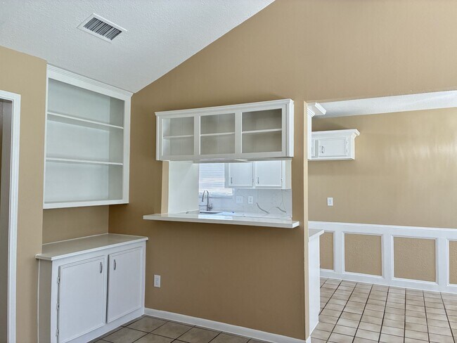 Building Photo - 10314 Autumn Harvest Dr