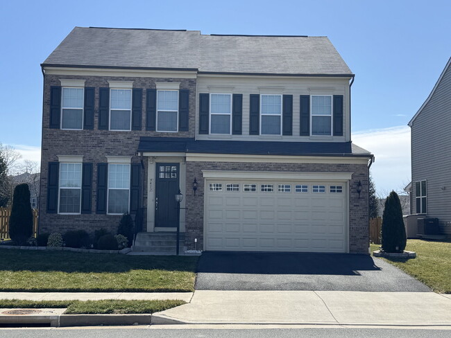 Building Photo - Beautiful 3,619 Sq Ft Gem in Manassas with...