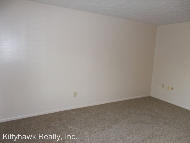 Building Photo - 850 Heather Ct