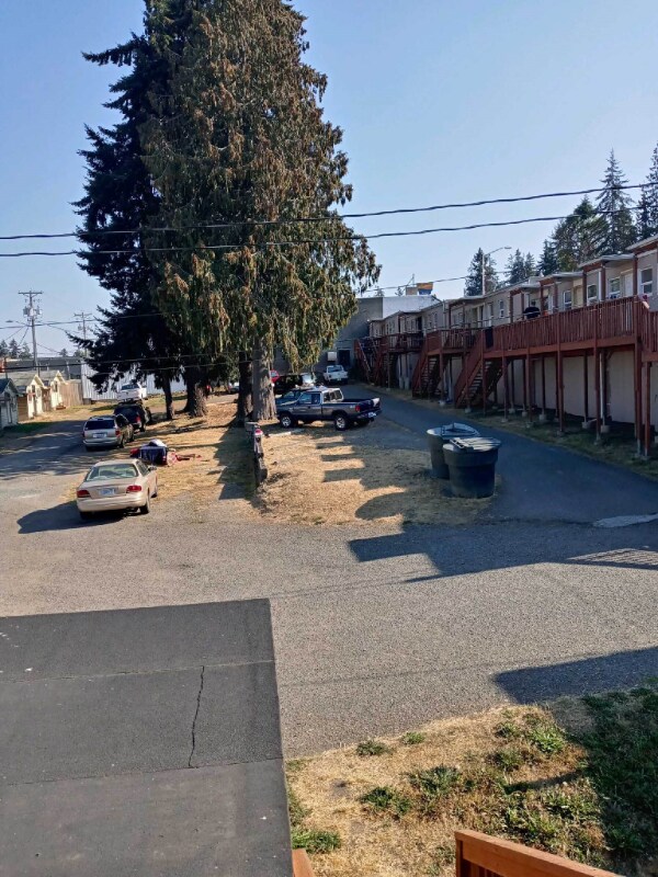 Foto principal - 1305 E 1st St